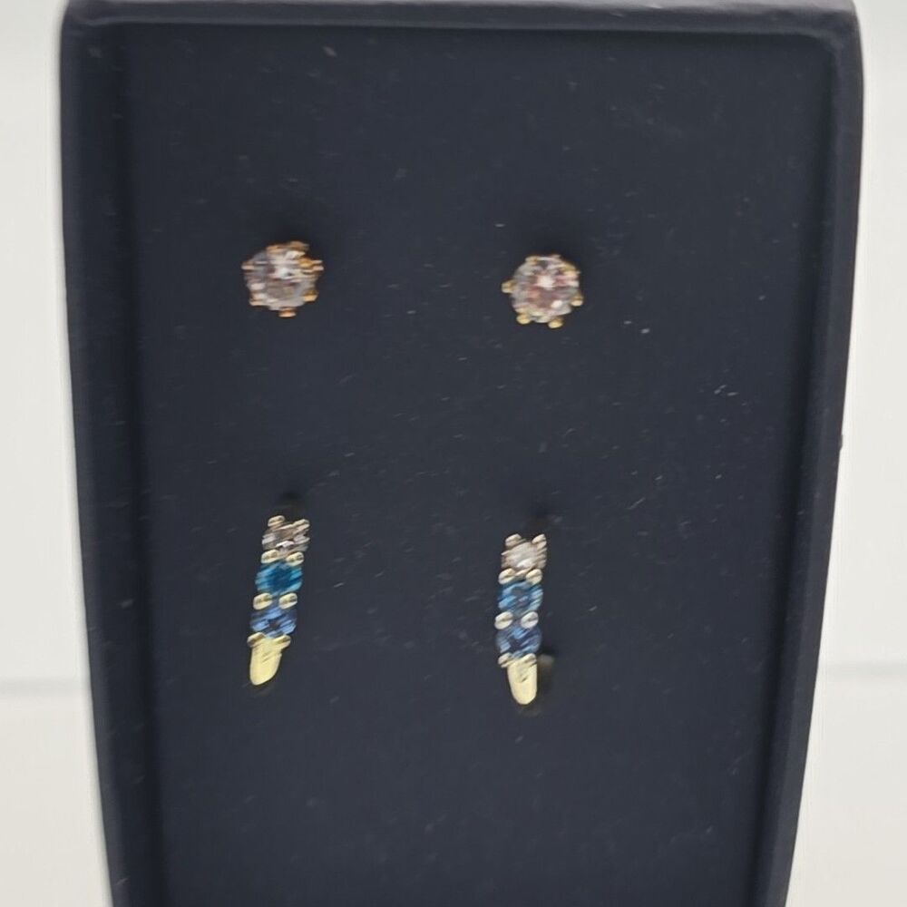 City x City 2 Pair Of Earrings In Gift Box New